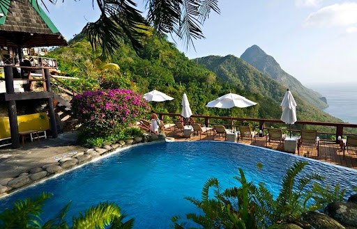 圣卢西亚投资入籍计划